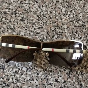 Burberry polarized sunglasses